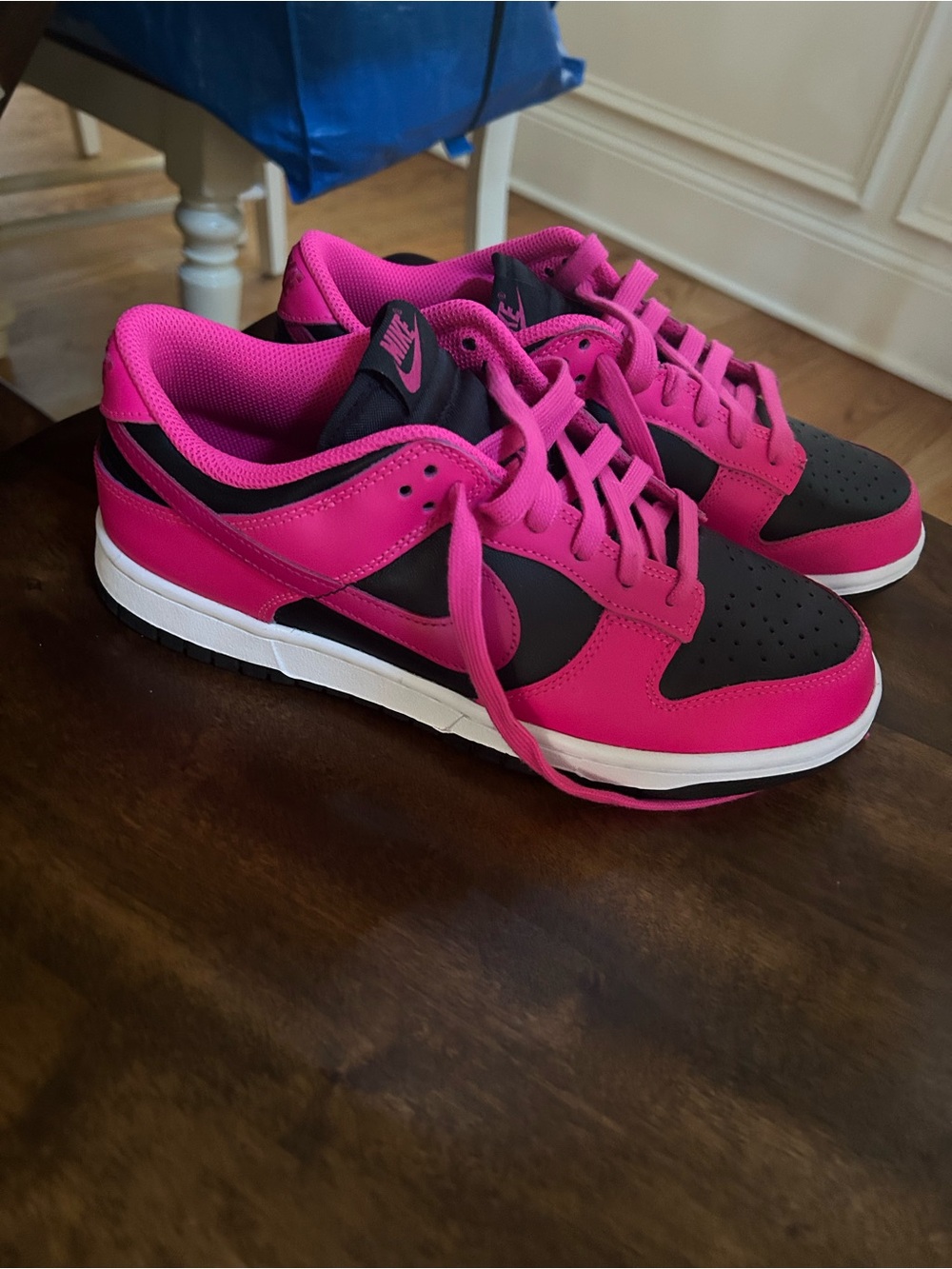 Nike Women’s Low-Top Sneakers - Hot Pink and Black